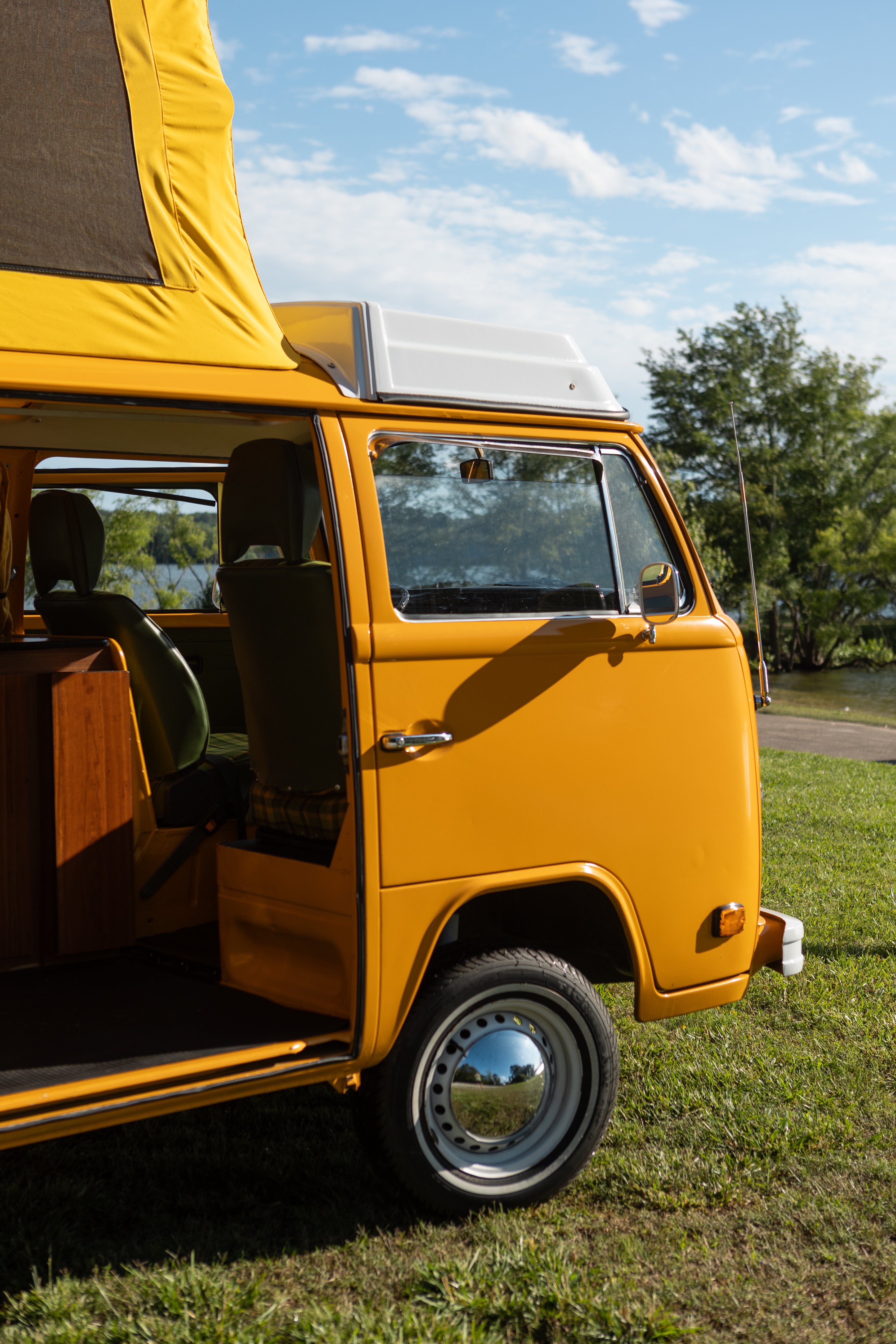 Mango_Van_Edited-19.jpg